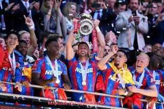 PG电子在线试玩入口-2017年德甲球队队徽的设计与历史背景